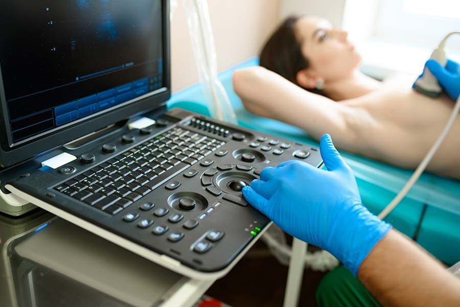 Exames de mama: quais são e como funcionam?